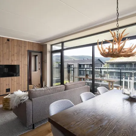 Апартаменты Spacious And Modern In The Heart Of Geilo, Perfect Year Round!