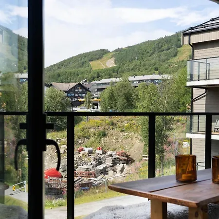 Апартаменты Spacious And Modern In The Heart Of Geilo, Perfect Year Round! Гейло